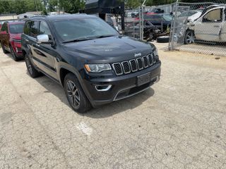 2018 Jeep Grand Cherokee Limited 4x4 - Exterior Front Right Corner Image